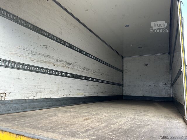 Valise Man TGM 18.250 / 18 Ton / 752 dkm / Box / Loadlift ...
