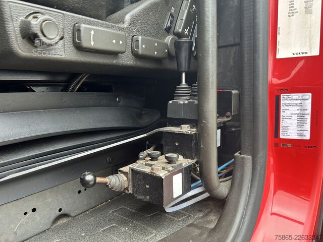Système de bras à crochet Volvo FH 500 Globetrotter 8x2 Tridem / VDL Hook 25 To...