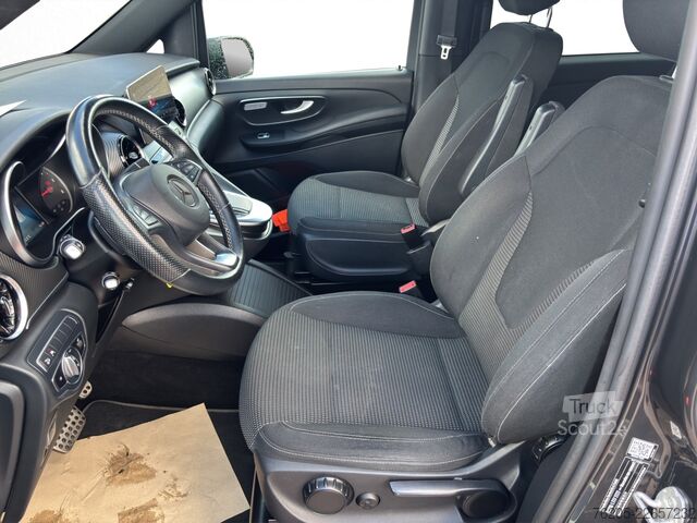 Microbuz Mercedes-Benz V 300 d EDITION lang ACC AHK AUT Akustikglas LED