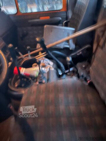 Тристранно разтоварване uninog u1300