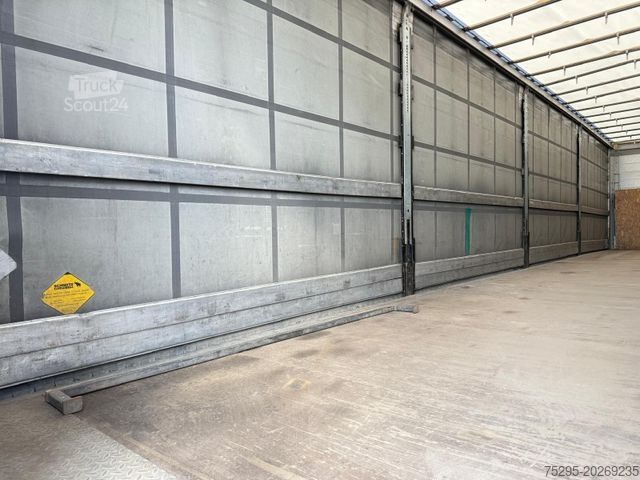 Otevřený návěs s plachtou SCHMITZ CARGOBULL 3Achs Standard Tasbach Staplerhalter Liftachse
