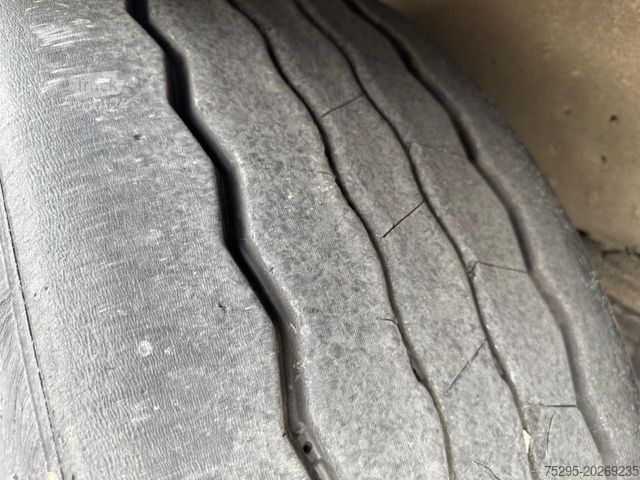 Otevřený návěs s plachtou SCHMITZ CARGOBULL 3Achs Standard Tasbach Staplerhalter Liftachse