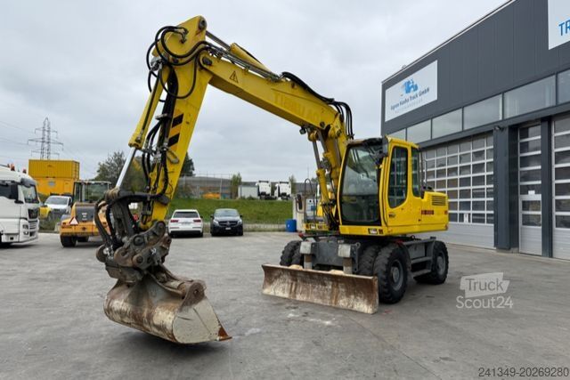 Altro LIEBHERR 900 C 3xBuckets