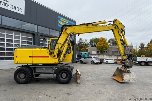 Altro LIEBHERR 900 C 3xBuckets