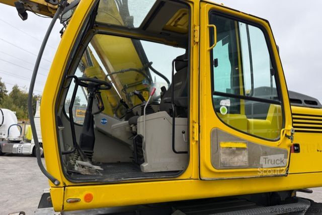 Altro LIEBHERR 900 C 3xBuckets