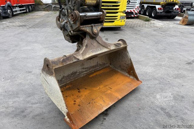 Altro LIEBHERR 900 C 3xBuckets