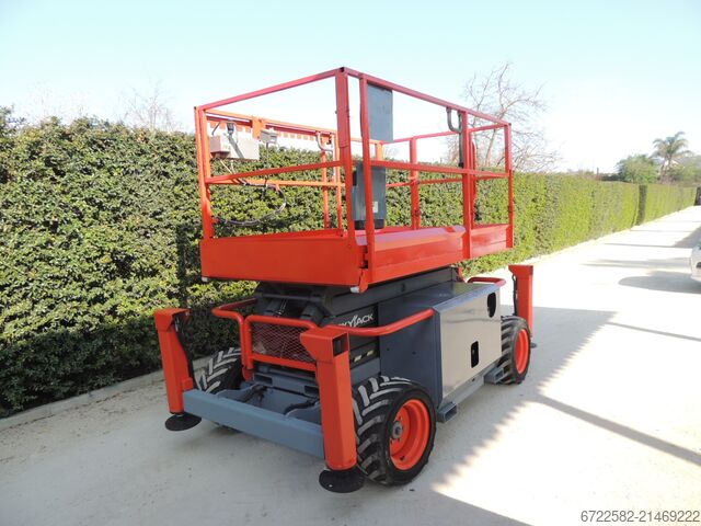 μηχάνημα διάνοιξης σηράγγων Skyjack SJ6832