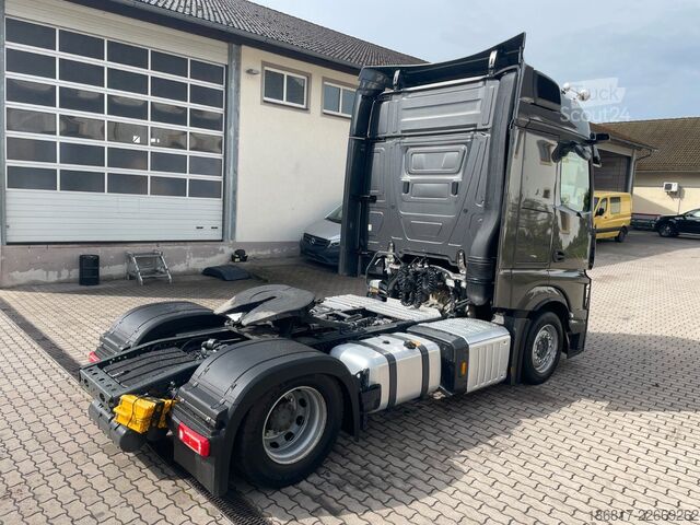 Volume trekker MERCEDES-BENZ Actros 1853 Lowlin höhenverstell. Sattelp Mirror