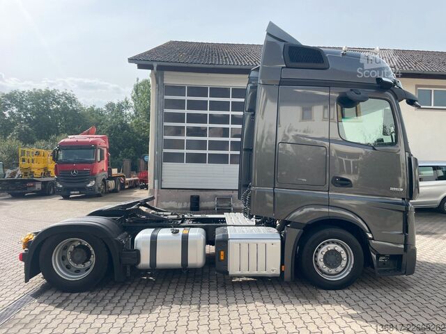 Volume trekker MERCEDES-BENZ Actros 1853 Lowlin höhenverstell. Sattelp Mirror