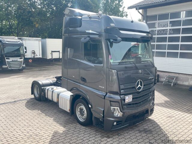 Volume trekker MERCEDES-BENZ Actros 1853 Lowlin höhenverstell. Sattelp Mirror