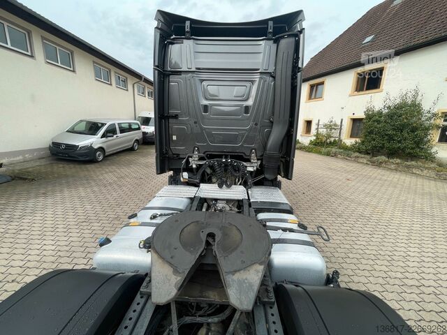 Volume trekker MERCEDES-BENZ Actros 1853 Lowlin höhenverstell. Sattelp Mirror