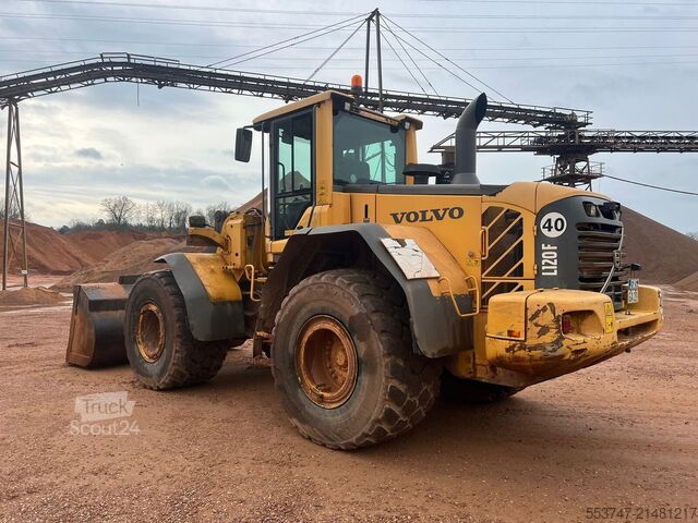 Chargeuse sur pneus Volvo L 120 F