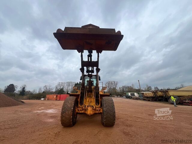 Chargeuse sur pneus Volvo L150 E