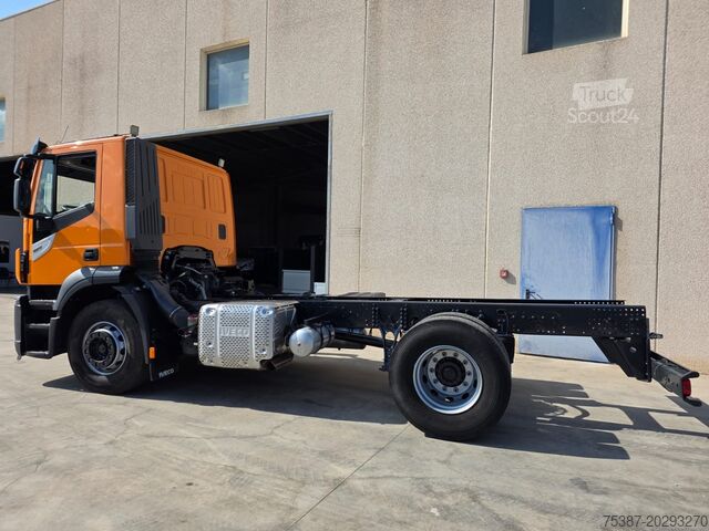 Rama ciężarówki iveco Trakker