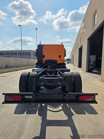 Rama ciężarówki iveco Trakker