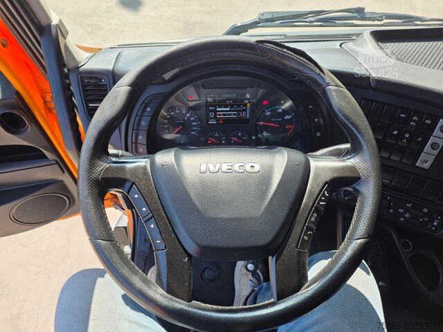 Rama ciężarówki iveco Trakker