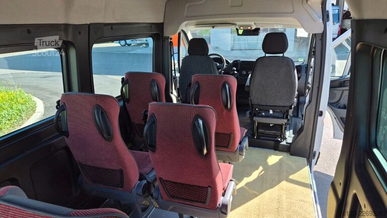 Kleinbus Opel Movano Mobility Airline Boden Rolli