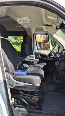 Kleinbus Opel Movano Mobility Airline Boden Rolli