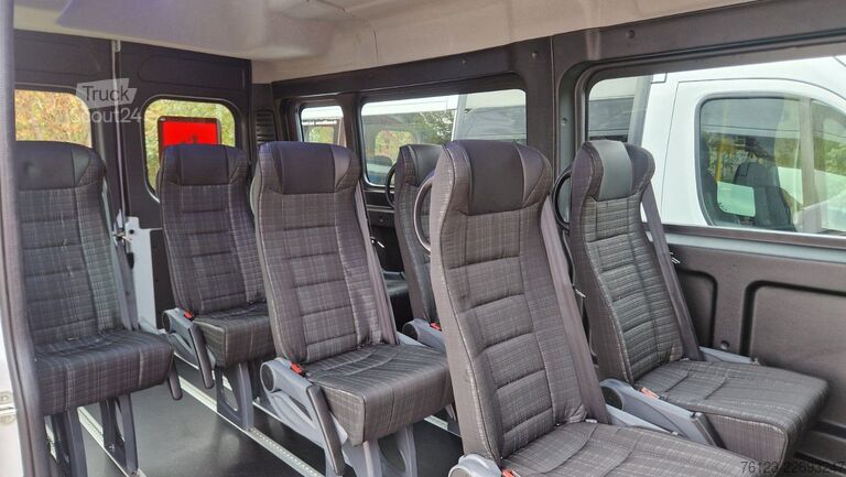 Kleinbus Opel Movano Mobility Airline Boden Rolli
