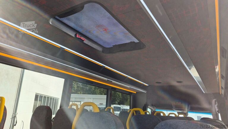Minibus MERCEDES-BENZ 30 Sitzer Schul- Transferbus 519 Lagerfahrzeug