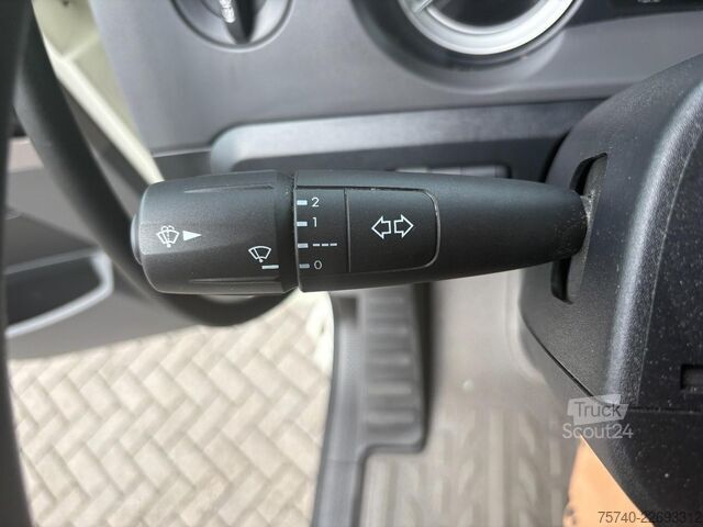 Kufr DAF ELEKTRISCH + 32912 KM + 6X2 + LIFT/STUUR AS + R...