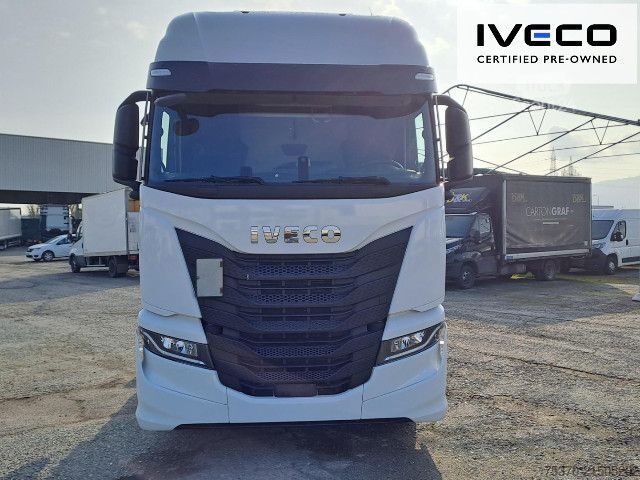 Standardowy ciągnik siodłowy IVECO S-WAY AS440S49T/P