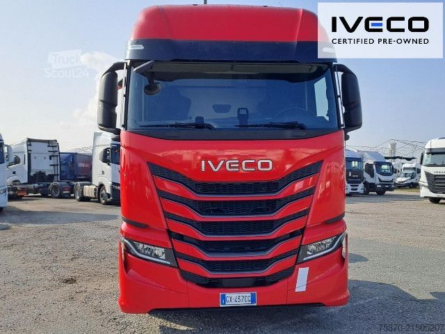 Standardowy ciągnik siodłowy IVECO S-WAY AS440S50T/P