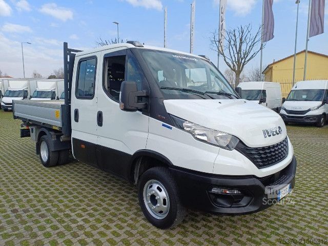 Furgón volquete trilateral IVECO DAILY 35C16 D.C.