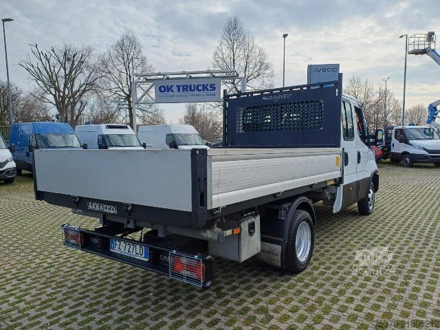 Furgón volquete trilateral IVECO DAILY 35C16 D.C.