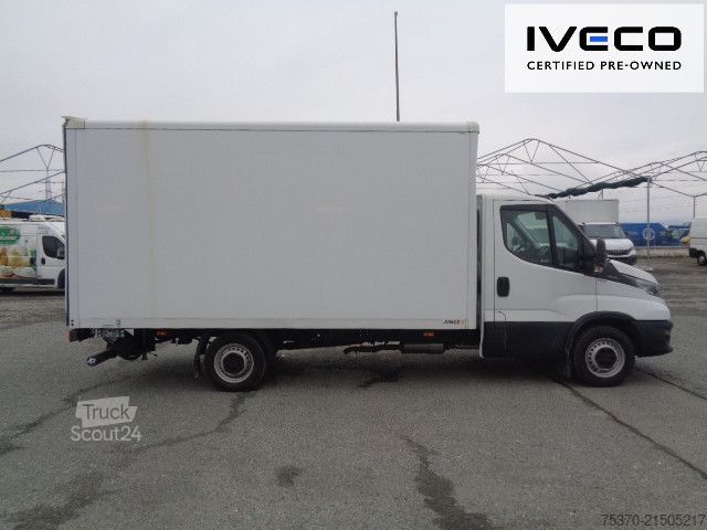 Box van IVECO DAILY 35S16 - 4100