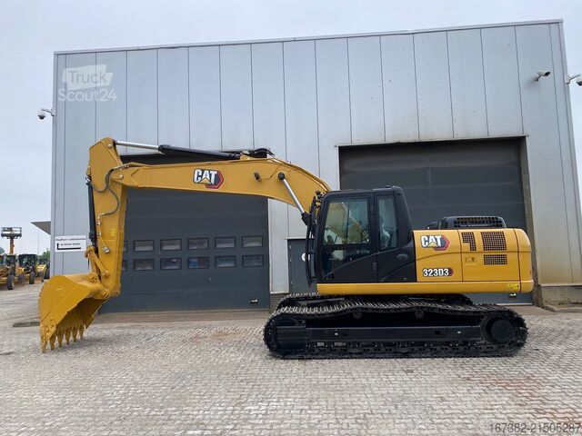 Crawler excavator Caterpillar 323D3