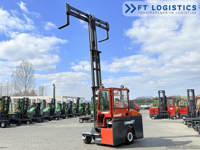Empilhadeira multidirecional Combilift C3000ET TRIPLEX 5940 WIDE FORK POSITIONE