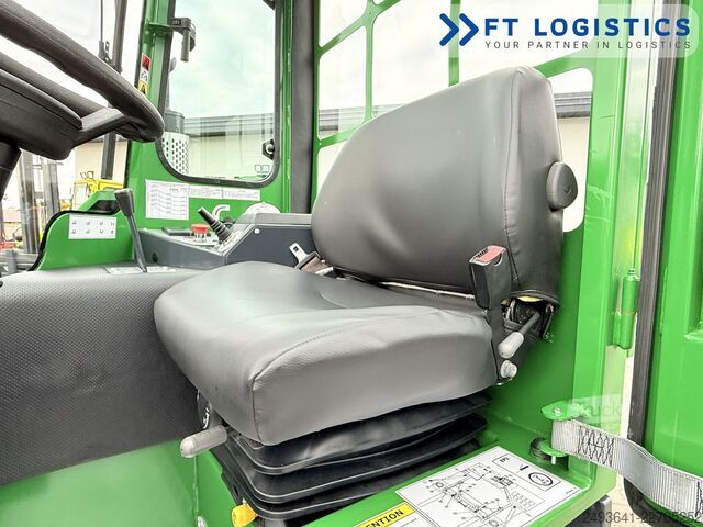 Empilhadeira multidirecional Combilift C4500 DIESEL WIDE-FORK-POSITIONER