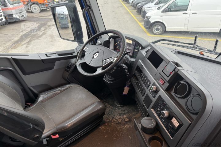 Standardni vlačilec Renault T430 4x2 / Swiss-Vehicle