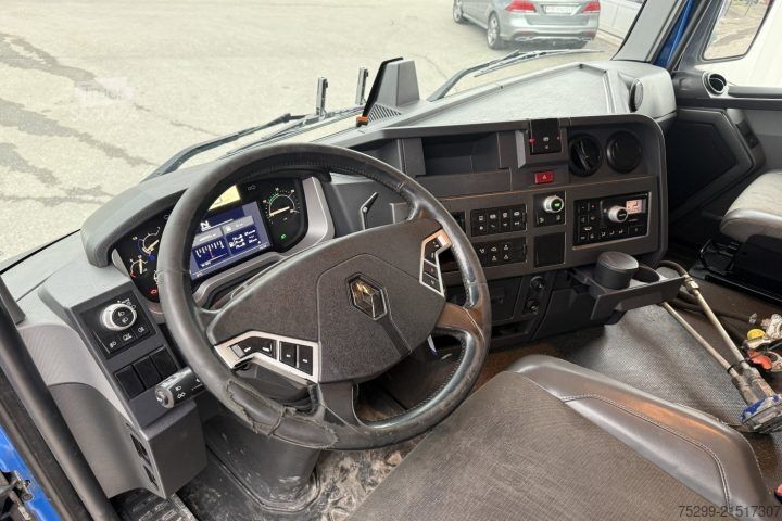 Standardni vlačilec Renault T430 4x2 / Swiss-Vehicle