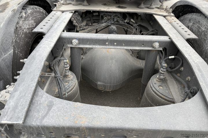 Standardni vlačilec Renault T430 4x2 / Swiss-Vehicle