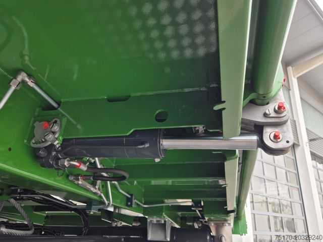 Kippiauto IVECO AT300X54Z HR OFF Bordmatik AHK Intarder