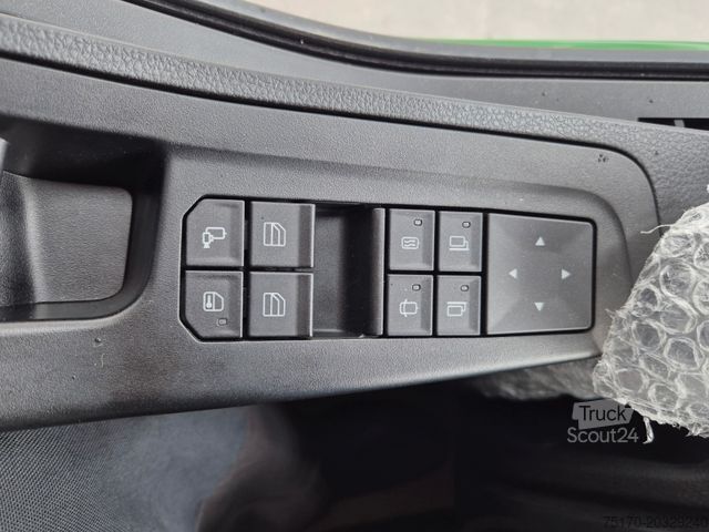 Kippiauto IVECO AT300X54Z HR OFF Bordmatik AHK Intarder