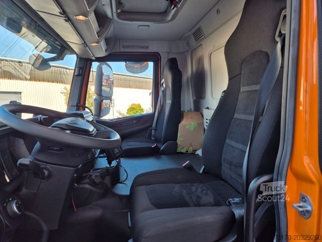 Pašizgāzējs kravas automašīna IVECO AD360X54Z HR OFF 8x4 Intarder AHK