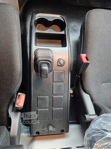 Gardinsidad skåpbil IVECO Eurocargo ML75E19/P LBW  Spoiler Klima 3 Sitze