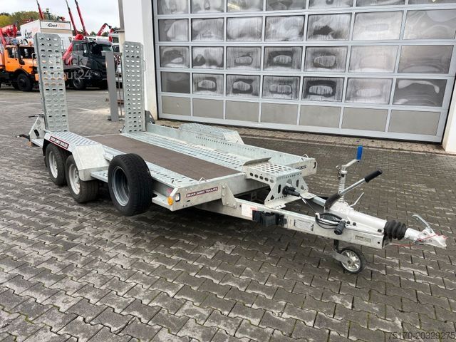 Lågbyggd trailer BRIAN JAMES TRAILERS Cargo Digger Plant 2 / Länge 3.700mm / 3.500kg