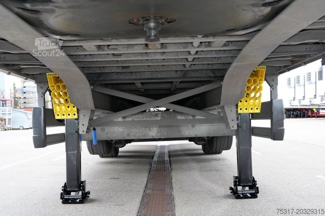 Открытый полуприцеп с тентом SCHMITZ CARGOBULL SCS 24 /12642 XL / RUNGENTASCHEN / 2 x LIFT/ROOF
