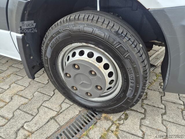 Caja plana Mercedes-Benz Sprinter 516 / Palfinger HDS / Serviced!