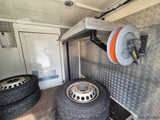 Caja plana Mercedes-Benz Sprinter 516 / Palfinger HDS / Serviced!