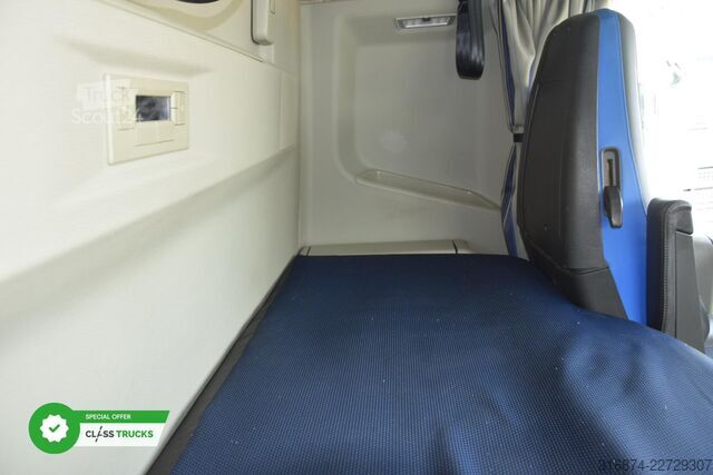 стандартен влекач VOLVO FH 460 Globetrotter XL i-Save