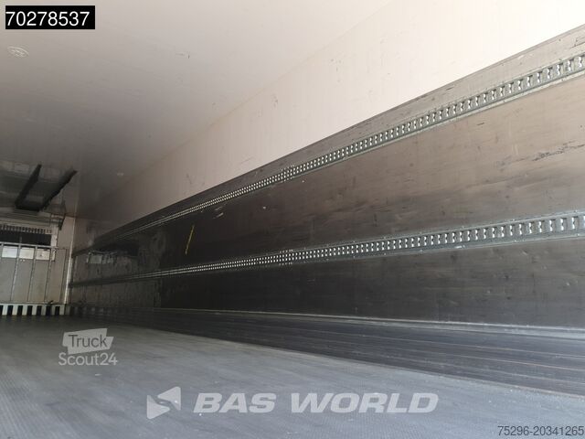 Koel-vriestransport Lamberet Carrier 1550 3 axles Liftachse