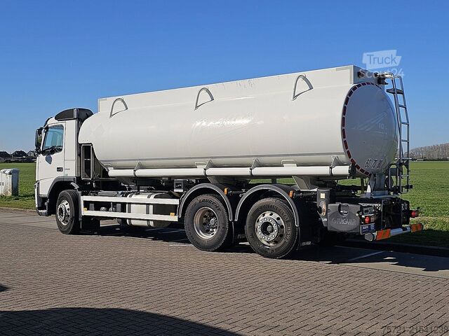Tankowiec VOLVO FM 13.500 19.000L
