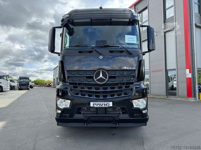 Transportator de lemn Mercedes-Benz AROCS 3353 6x4 LANGHOLZ TAJFUN LIV 300Z