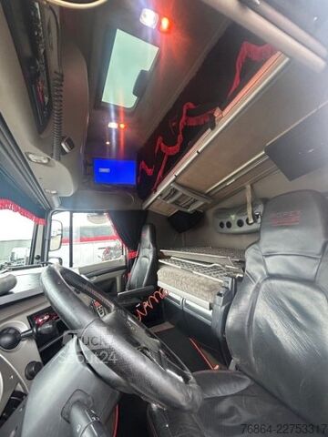 Trattore stradale standard DAF XF 105.460 SSC, E5, STANDKLIMA, SCHUBBODENHYDRAULIK, ALUFELGEN