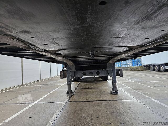 Gesloten bak KOGEL SKH24 LIFT AXLE TAILLIFT